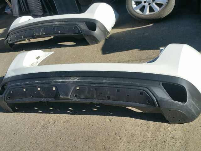 bontott MITSUBISHI ECLIPSE CROSS Hátsó Lökhárító (Üresen)