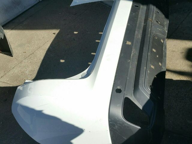 bontott MITSUBISHI ECLIPSE CROSS Hátsó Lökhárító (Üresen)