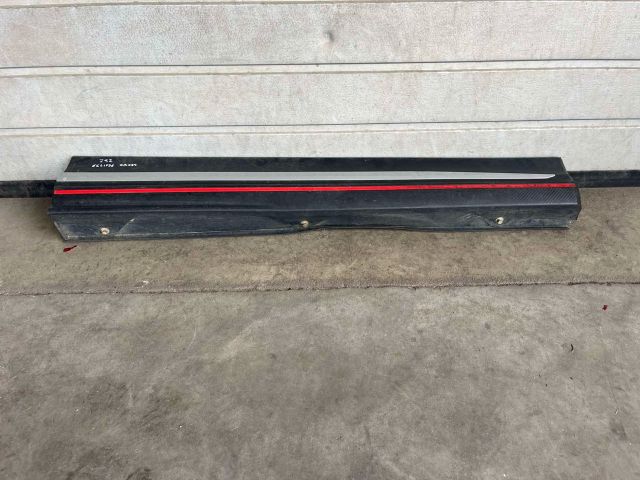 bontott MITSUBISHI ECLIPSE CROSS Jobb első Ajtó Díszléc