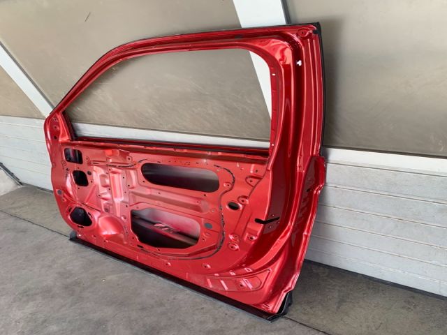 bontott MITSUBISHI ECLIPSE CROSS Jobb első Ajtó (Üres lemez)