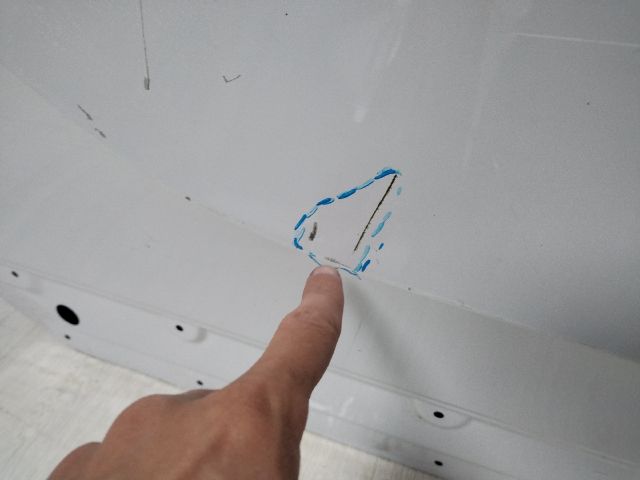 bontott MITSUBISHI ECLIPSE CROSS Jobb hátsó Ajtó (Üres lemez)