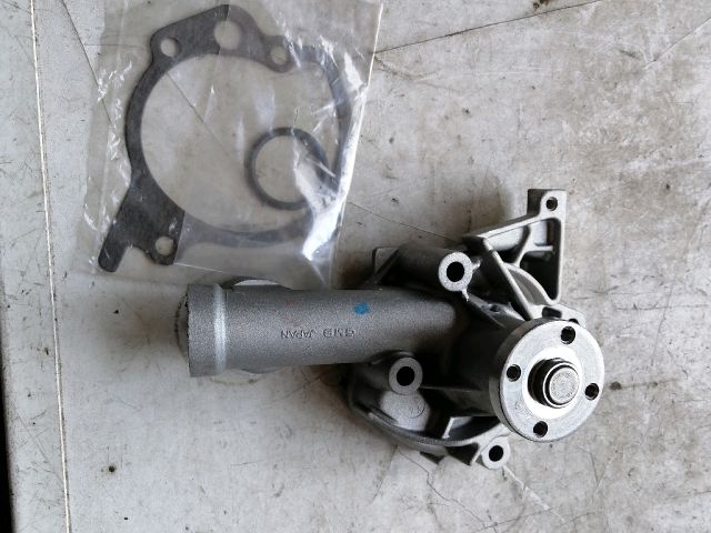 bontott MITSUBISHI GALANT Vízpumpa