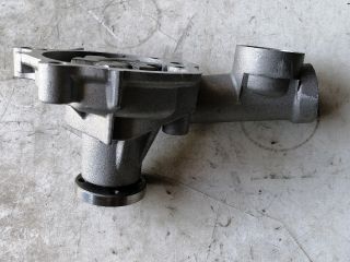 bontott MITSUBISHI GALANT Vízpumpa