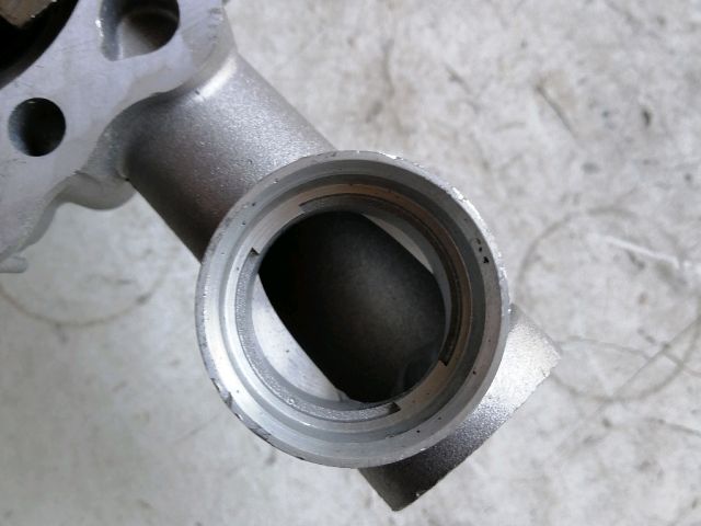 bontott MITSUBISHI GALANT Vízpumpa