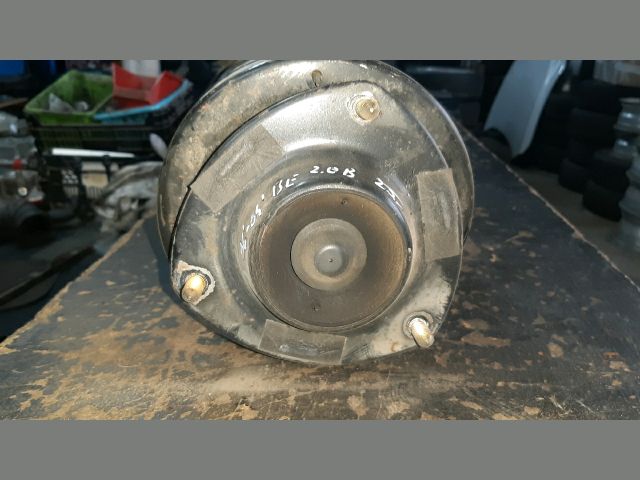 bontott MITSUBISHI GALANT Bal első Gólyaláb (Lengécsillapító, Rugó)