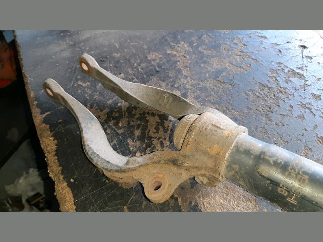 bontott MITSUBISHI GALANT Bal első Gólyaláb (Lengécsillapító, Rugó)