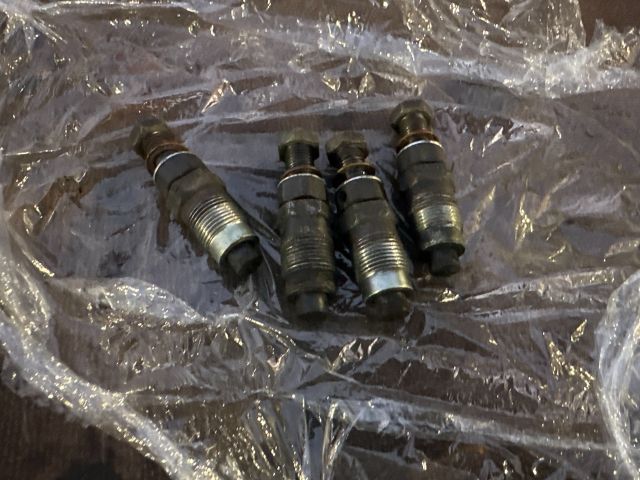 bontott MITSUBISHI GALANT Porlasztó Sor / Híd