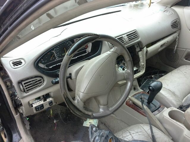 bontott MITSUBISHI GALANT Bal hátsó Lengéscsillapító