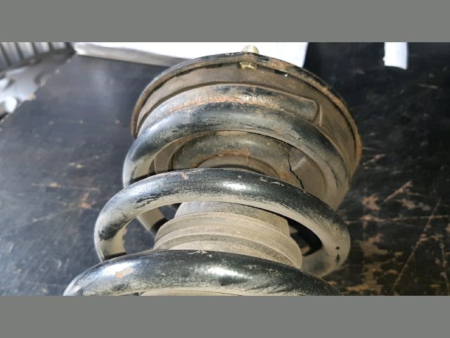 bontott MITSUBISHI GALANT Jobb első Gólyaláb (Lengécsillapító, Rugó)