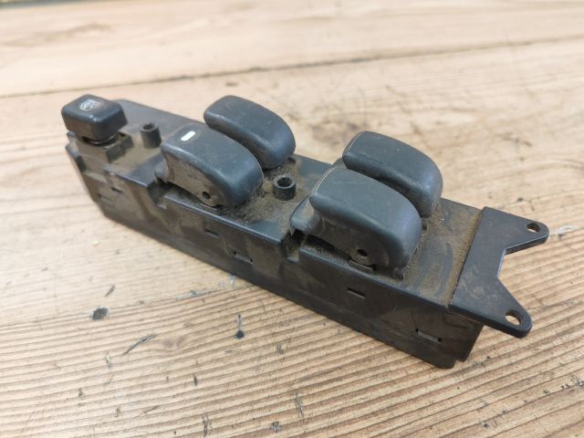 bontott MITSUBISHI GALANT Ablakemelő Kapcsoló Négyes / Kettes