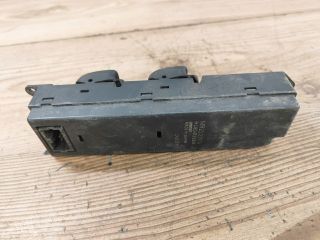 bontott MITSUBISHI GALANT Ablakemelő Kapcsoló Négyes / Kettes