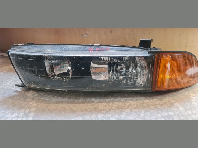 bontott MITSUBISHI GALANT Bal Fényszóró