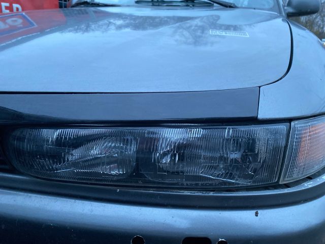 bontott MITSUBISHI GALANT Bal Fényszóró