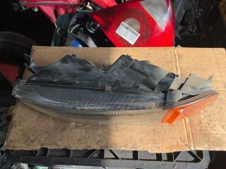 bontott MITSUBISHI GALANT Bal Fényszóró