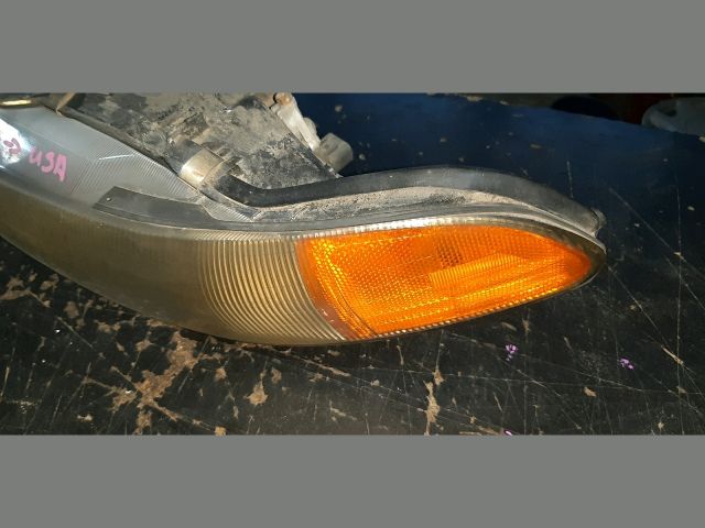 bontott MITSUBISHI GALANT Bal Fényszóró