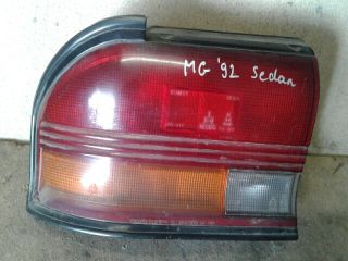 bontott MITSUBISHI GALANT Bal Hátsó Lámpa