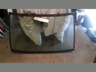 bontott MITSUBISHI GALANT Első Szélvédő