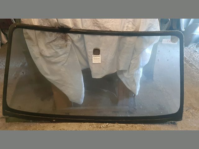 bontott MITSUBISHI GALANT Első Szélvédő