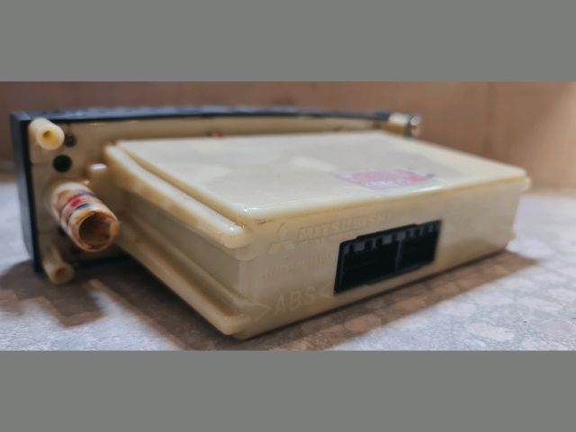 bontott MITSUBISHI GALANT Fűtéskapcsoló (digit klímás)