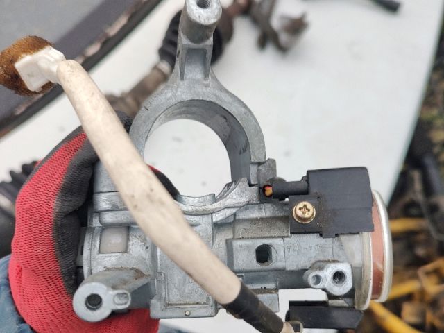 bontott MITSUBISHI GALANT Gyújtáskapcsoló Ház