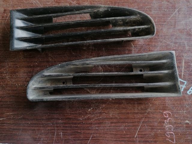 bontott MITSUBISHI GALANT Hűtőrács