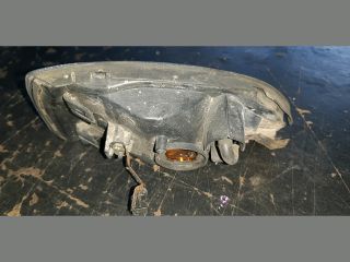 bontott MITSUBISHI GALANT Jobb első Irányjelző