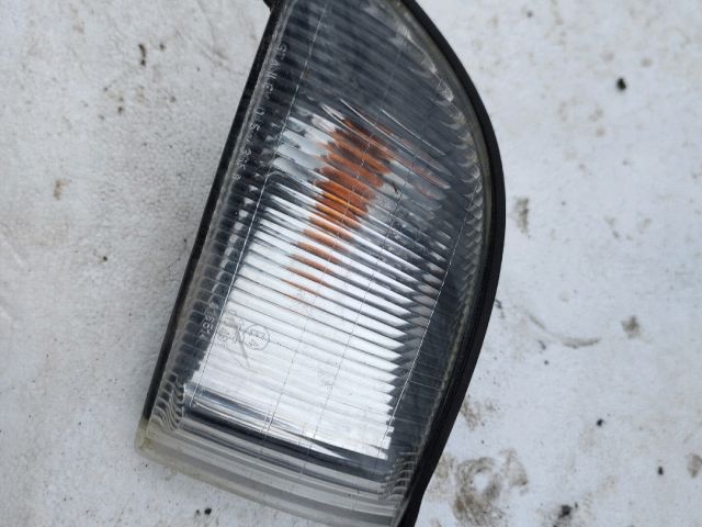 bontott MITSUBISHI GALANT Jobb első Irányjelző