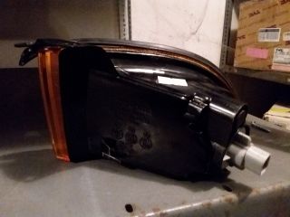 bontott MITSUBISHI GALANT Jobb első Irányjelző