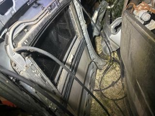 bontott MITSUBISHI GALANT Tetőablak