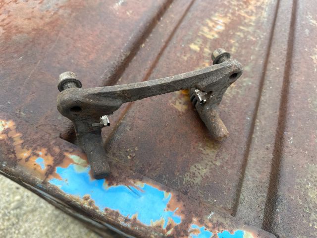 bontott MITSUBISHI GRANDIS Jobb hátsó Fékkengyel