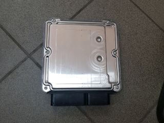 bontott MITSUBISHI GRANDIS Motorvezérlő