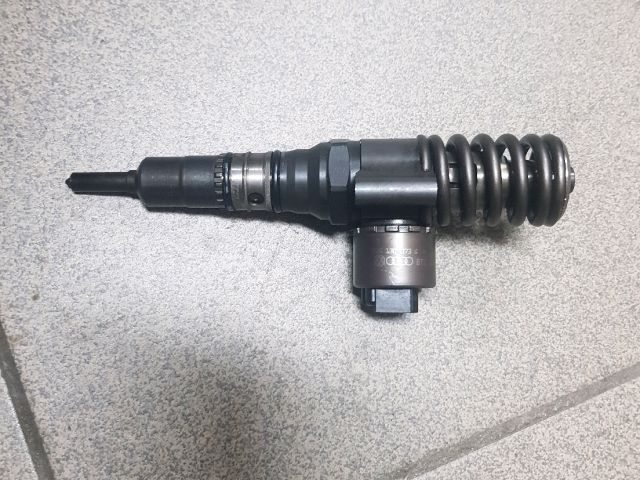 bontott MITSUBISHI GRANDIS Porlasztó (1 db)