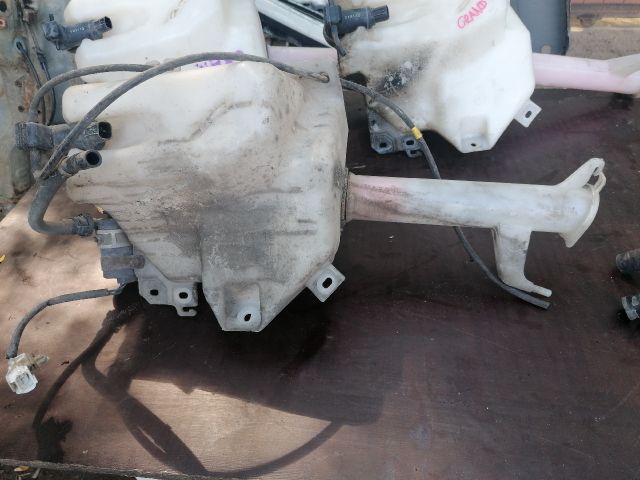 bontott MITSUBISHI GRANDIS Ablakmosó Tartály