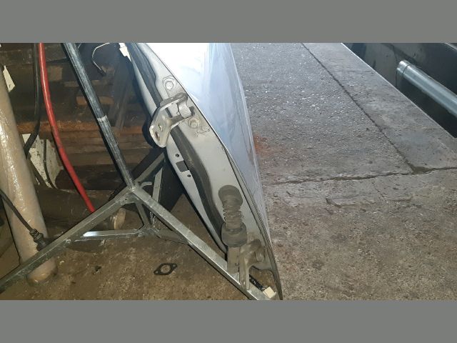 bontott MITSUBISHI GRANDIS Bal első Ajtó (Üres lemez)