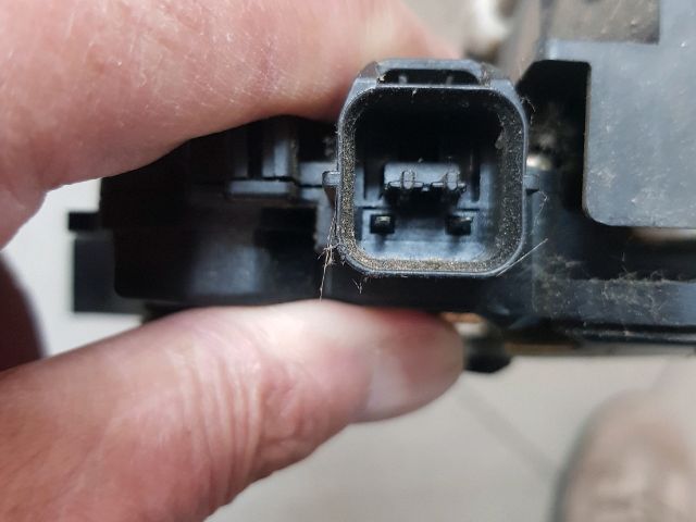 bontott MITSUBISHI GRANDIS Bal első Központizár Motor