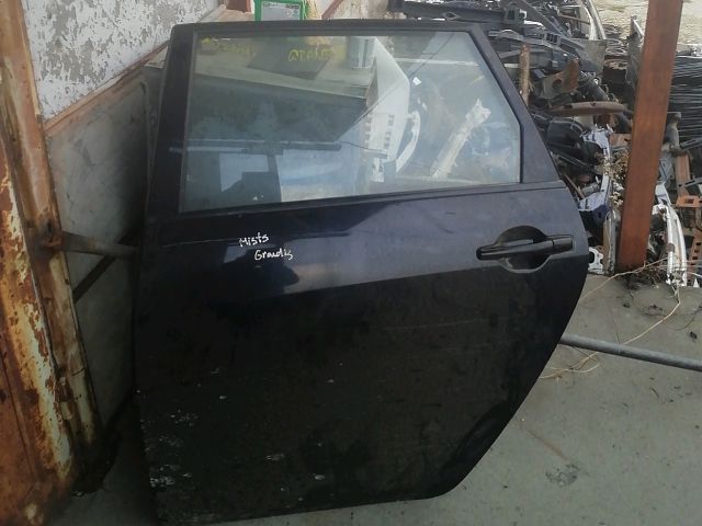 bontott MITSUBISHI GRANDIS Bal hátsó Ajtó (Üres lemez)