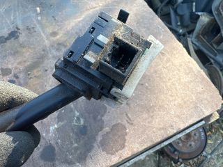 bontott MITSUBISHI GRANDIS Bal Kormánykapcsoló Irányjelző