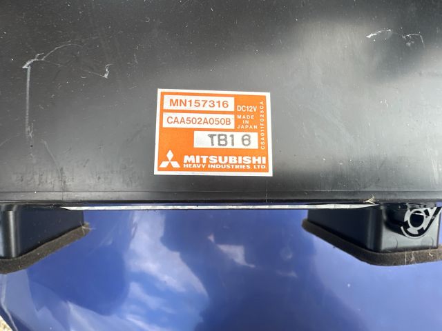 bontott MITSUBISHI GRANDIS Fűtéskapcsoló