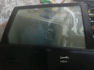 bontott MITSUBISHI GRANDIS Jobb hátsó Ablak