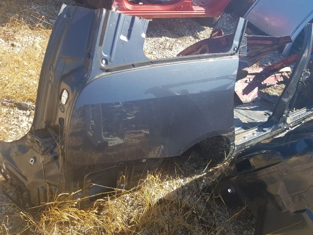 bontott MITSUBISHI GRANDIS Jobb hátsó Negyed Karosszéria Csomag