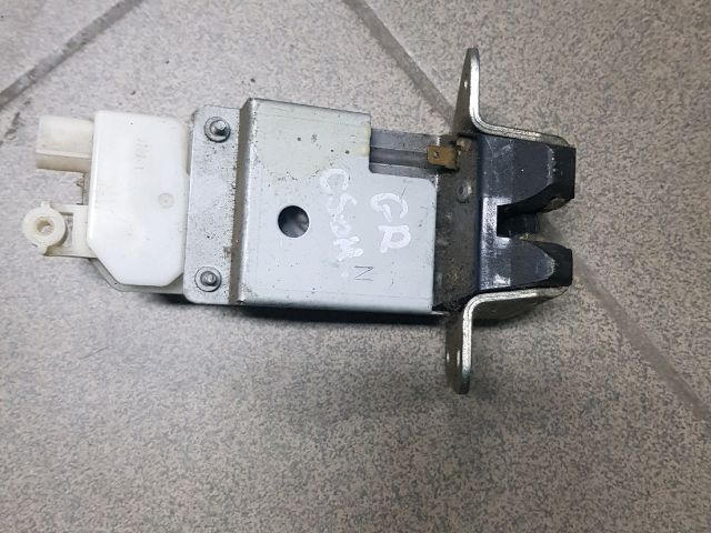 bontott MITSUBISHI GRANDIS Központizár Motor Csomagtérajtó