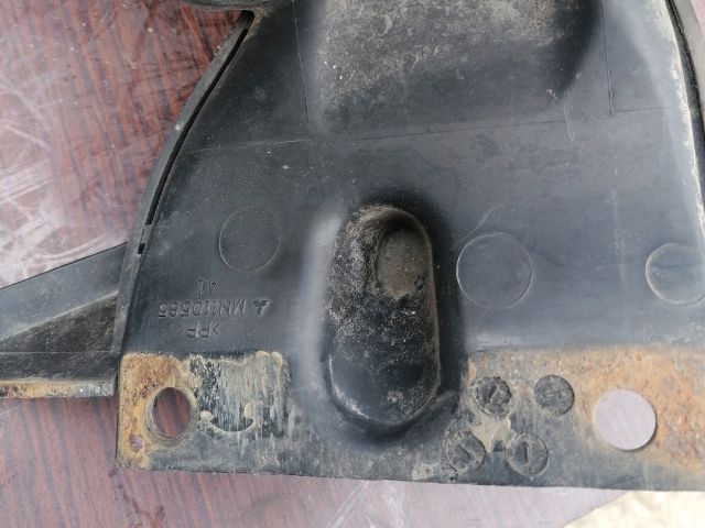 bontott MITSUBISHI GRANDIS Szívás Zaj Csökkentő Doboz