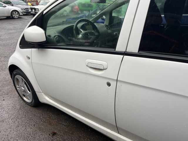 bontott MITSUBISHI i-MIEV Bal első Ajtó Díszléc