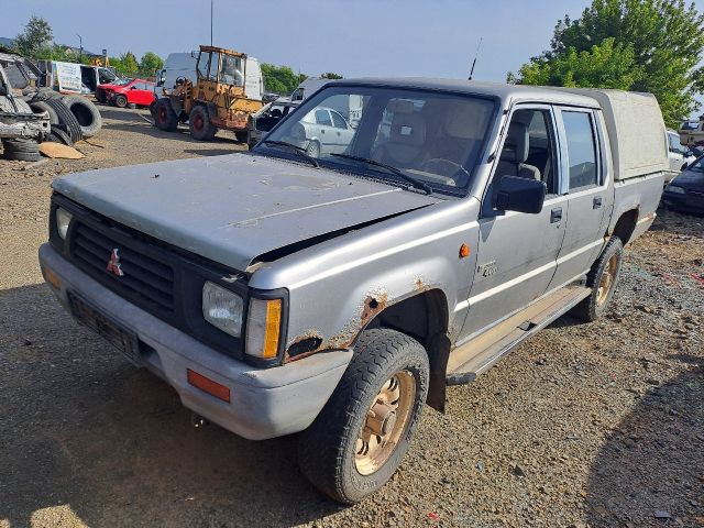 bontott MITSUBISHI L 200 Homlokfal (Üres lemez)