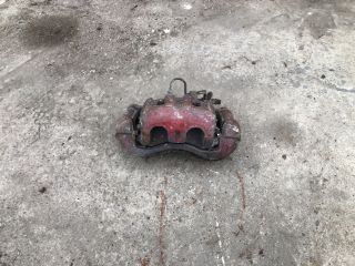 bontott MITSUBISHI L 200 Jobb első Féknyereg Munkahengerrel