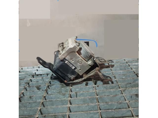 bontott MITSUBISHI L 200 ABS Kocka