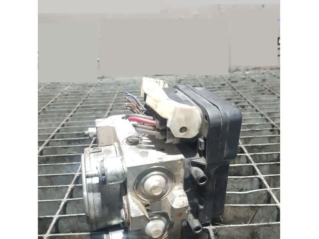 bontott MITSUBISHI L 200 ABS Kocka