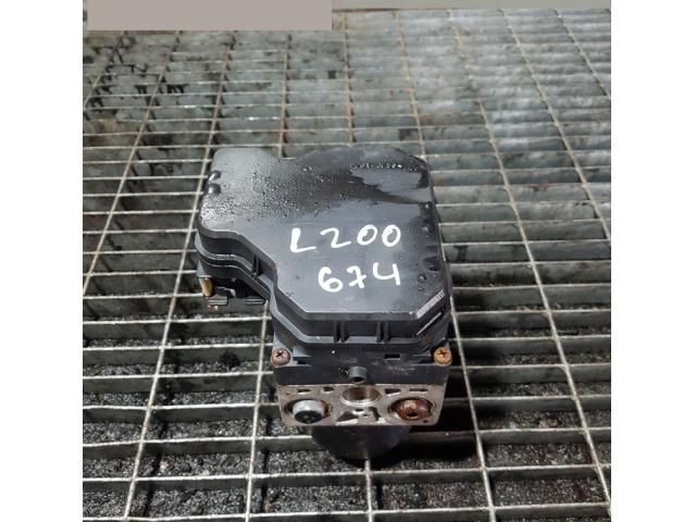 bontott MITSUBISHI L 200 ABS Kocka