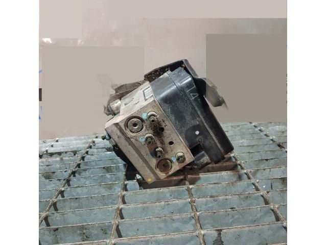 bontott MITSUBISHI L 200 ABS Kocka