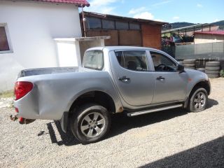 bontott MITSUBISHI L 200 ABS Kocka